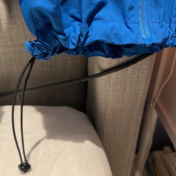 Men raining jacket. Used but perfect condition. M/M - Picture 5 of 7